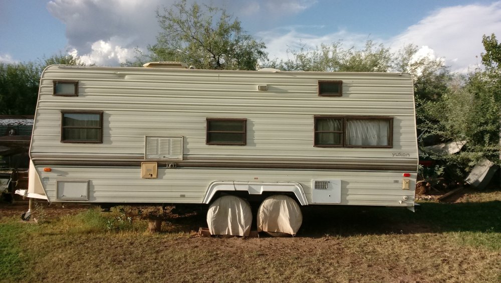 1989 22 FT YUKON WILDRNESS TRAVEL TRAILER 4.jpg