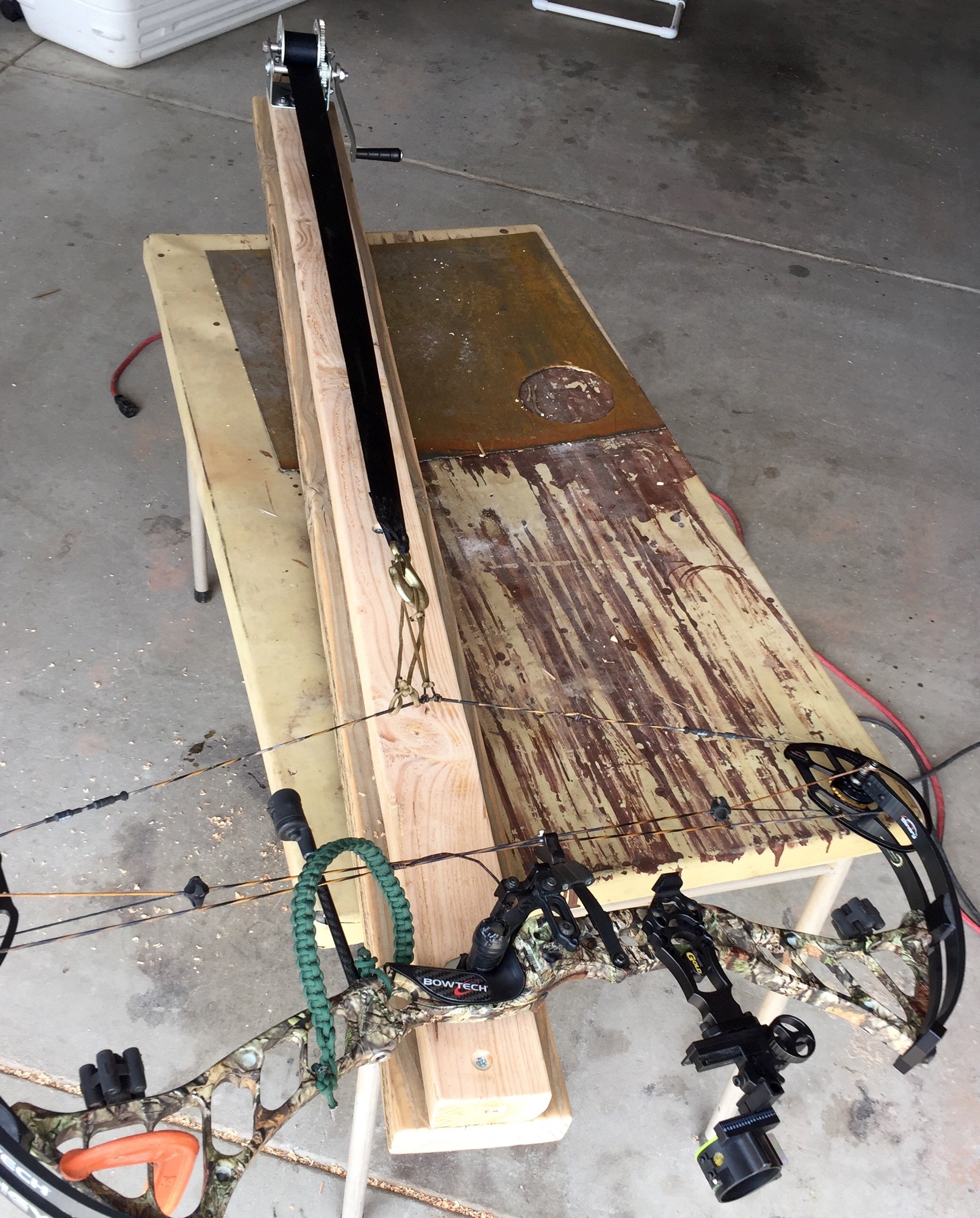 Diy Bow Press Stand - Do It Your Self