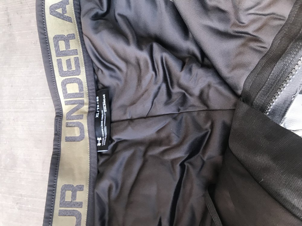 ua cold gear pants