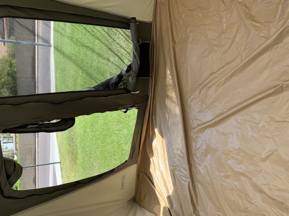 tent1.jpg