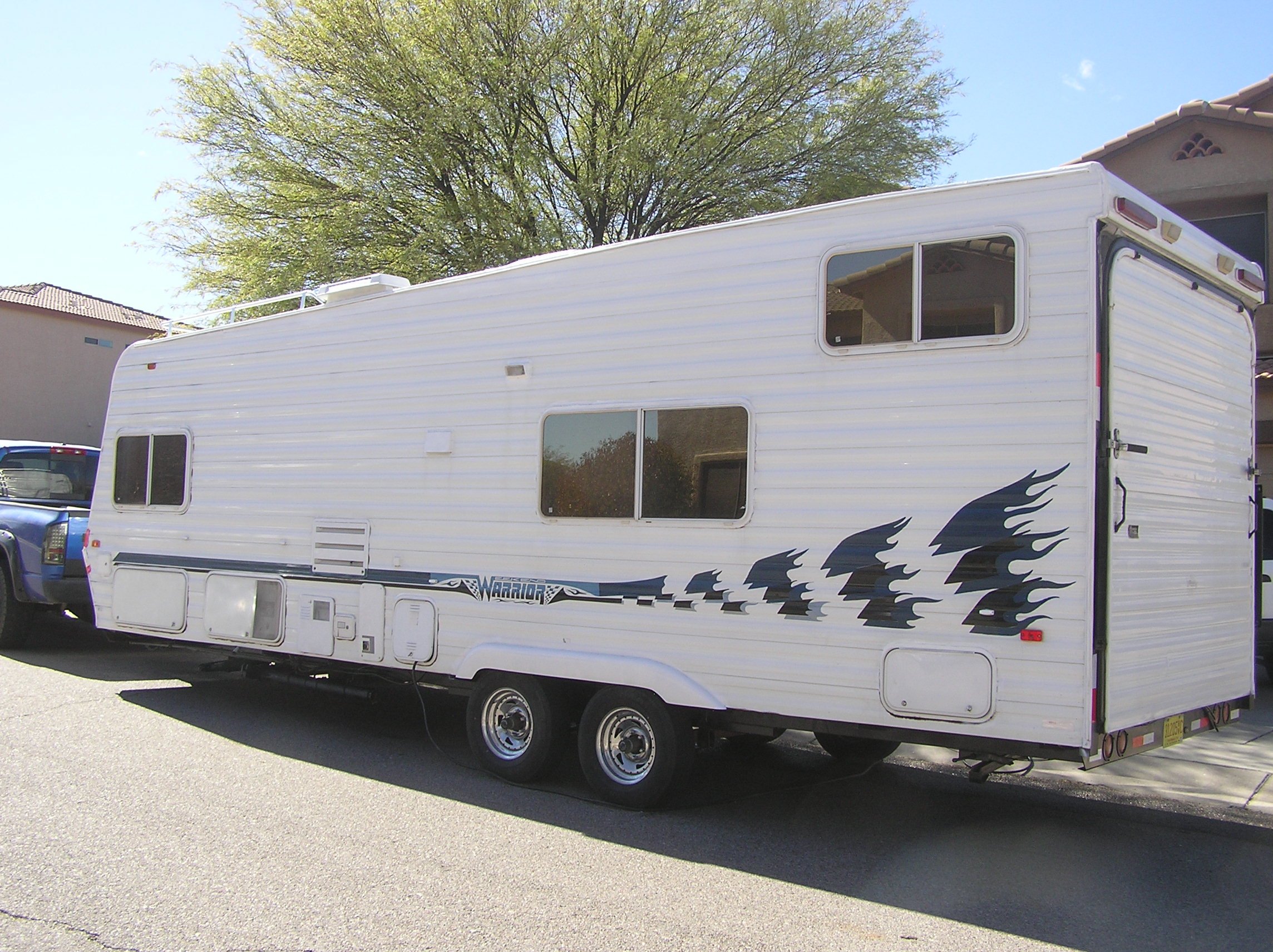 2003 Toy Hauler Weekend Warrior 2600fs