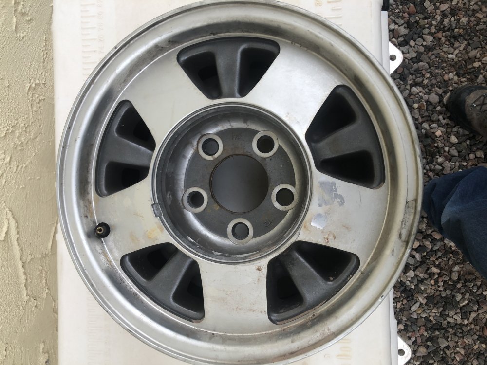 5 lug factory rims with tires from 1998 GMC Sierra Classified Ads