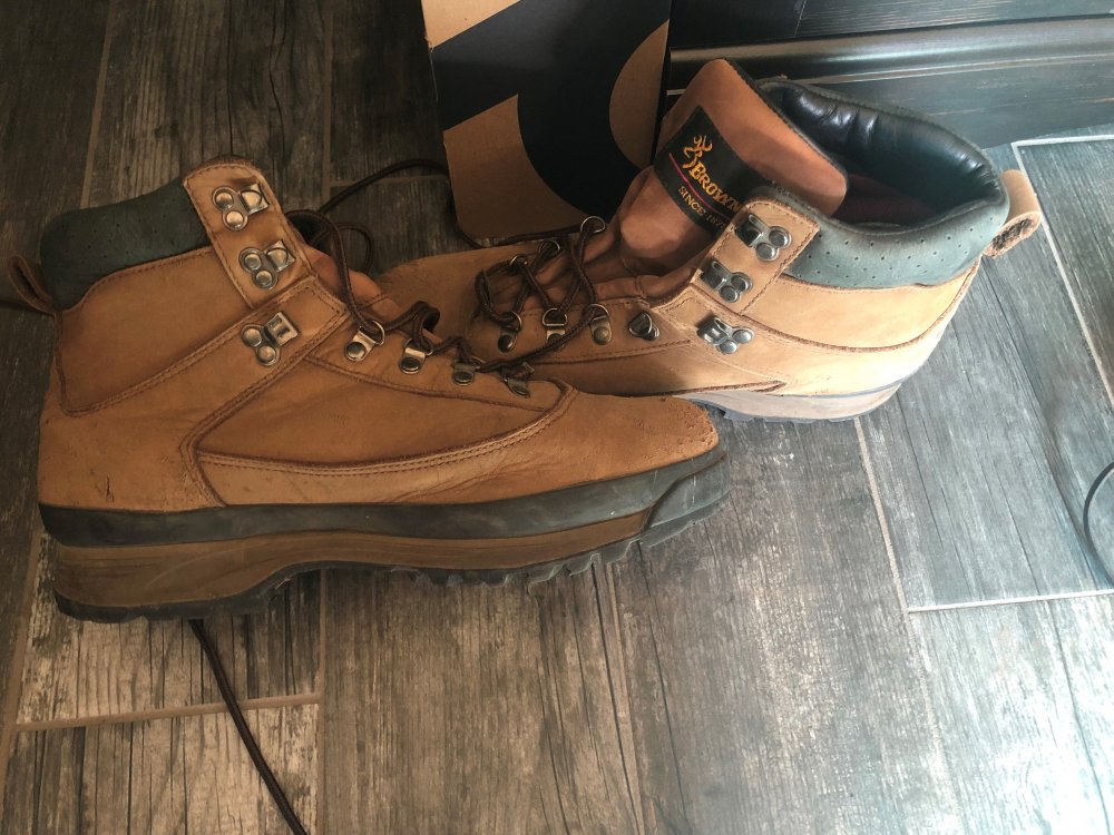 browning boots.jpg