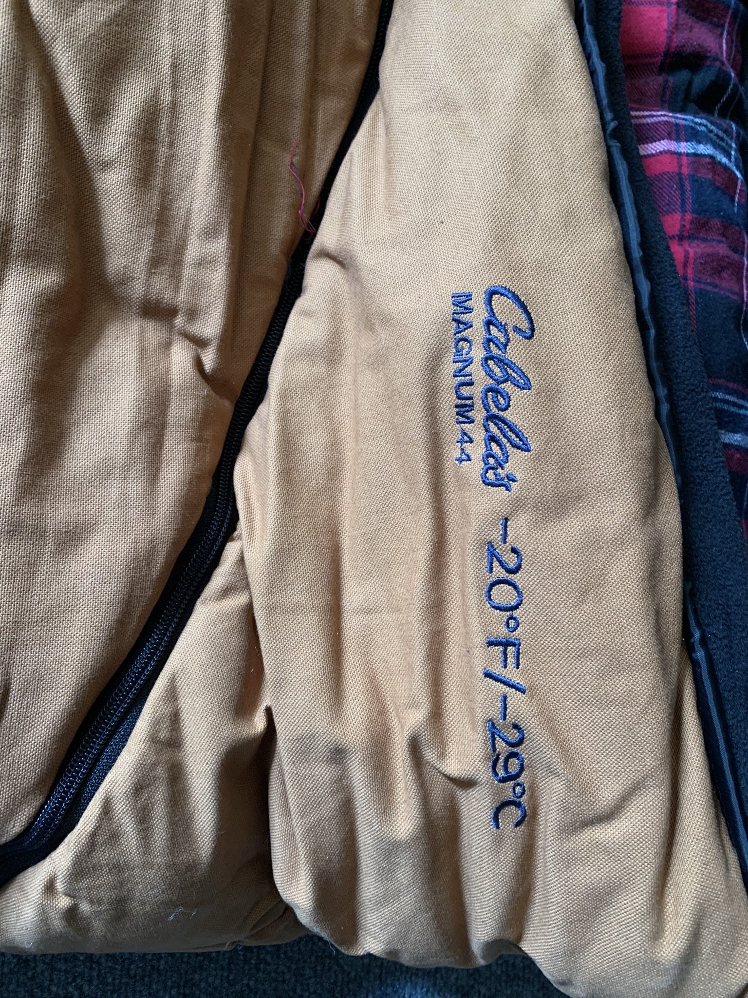 Cabelas 20 degree Magnum 44 sleeping bag Classified Ads
