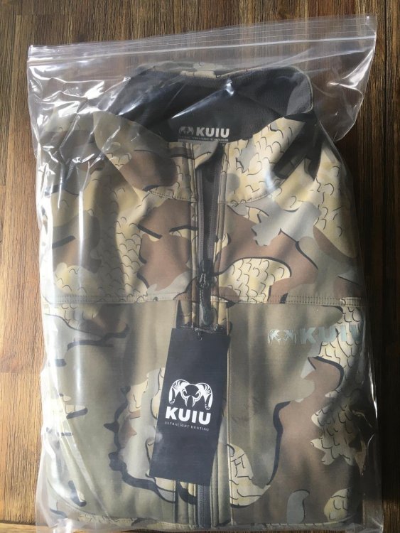 kuiu vest 5.jpg