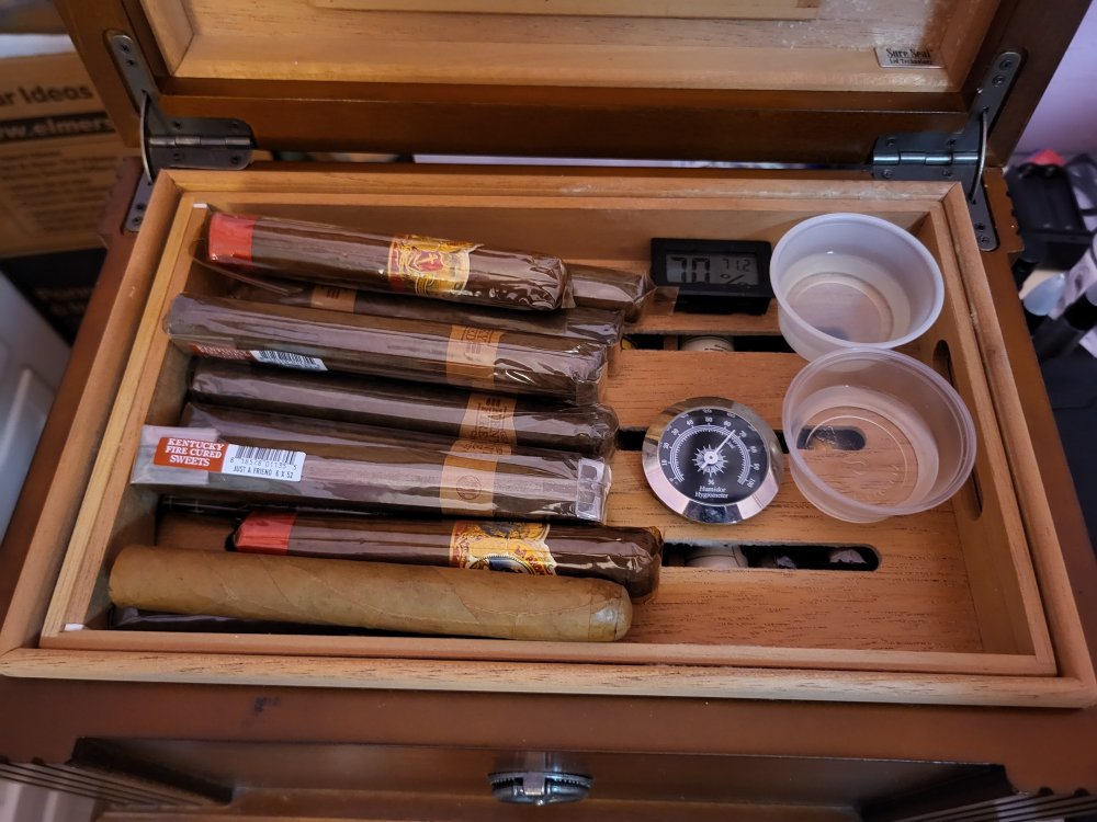 my-humidor.jpg