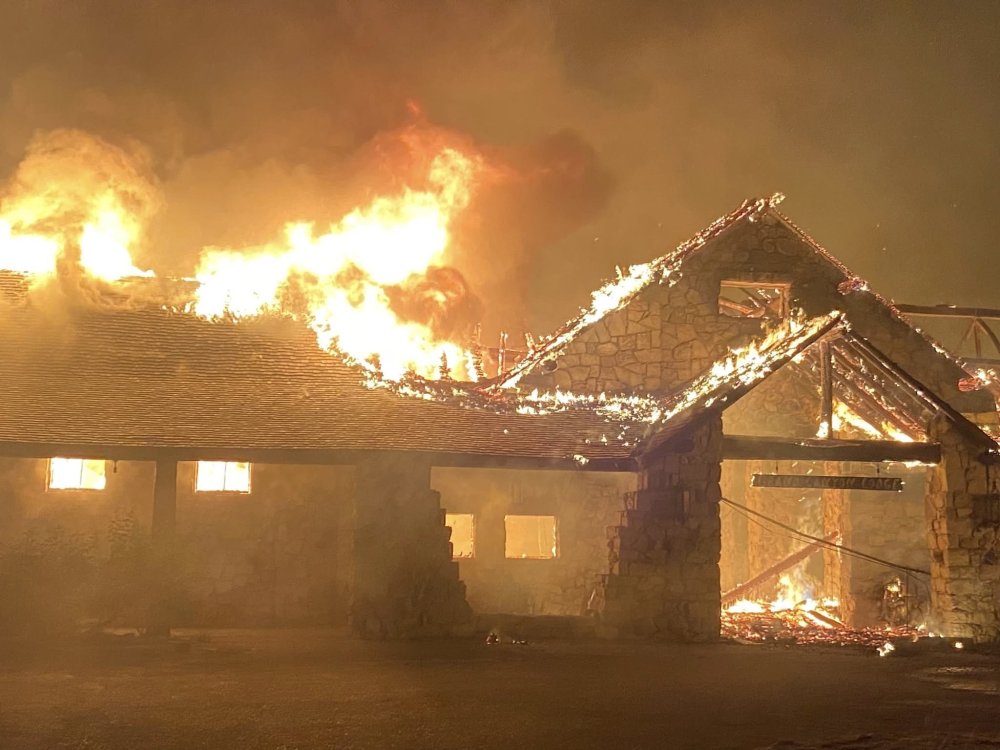 North Rim Lodge.jpg
