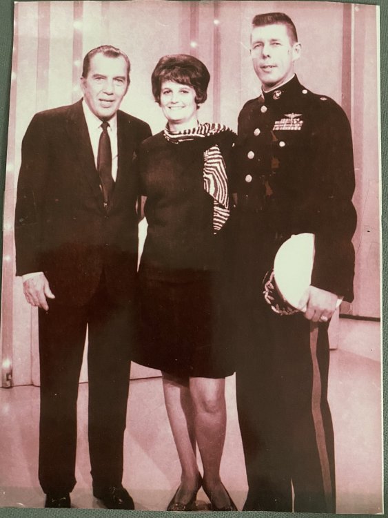 1030970918_edsullivan.thumb.JPG.7b9060fd5e0c6ac89dbe9bafb13f5fa6.JPG
